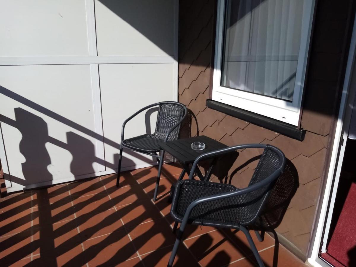 Zur Linde Hotel Ostrau  Exterior foto